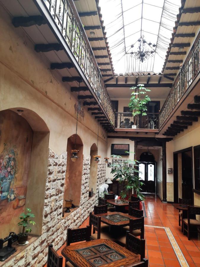 La Posada Cuencana Hotel Exteriör bild